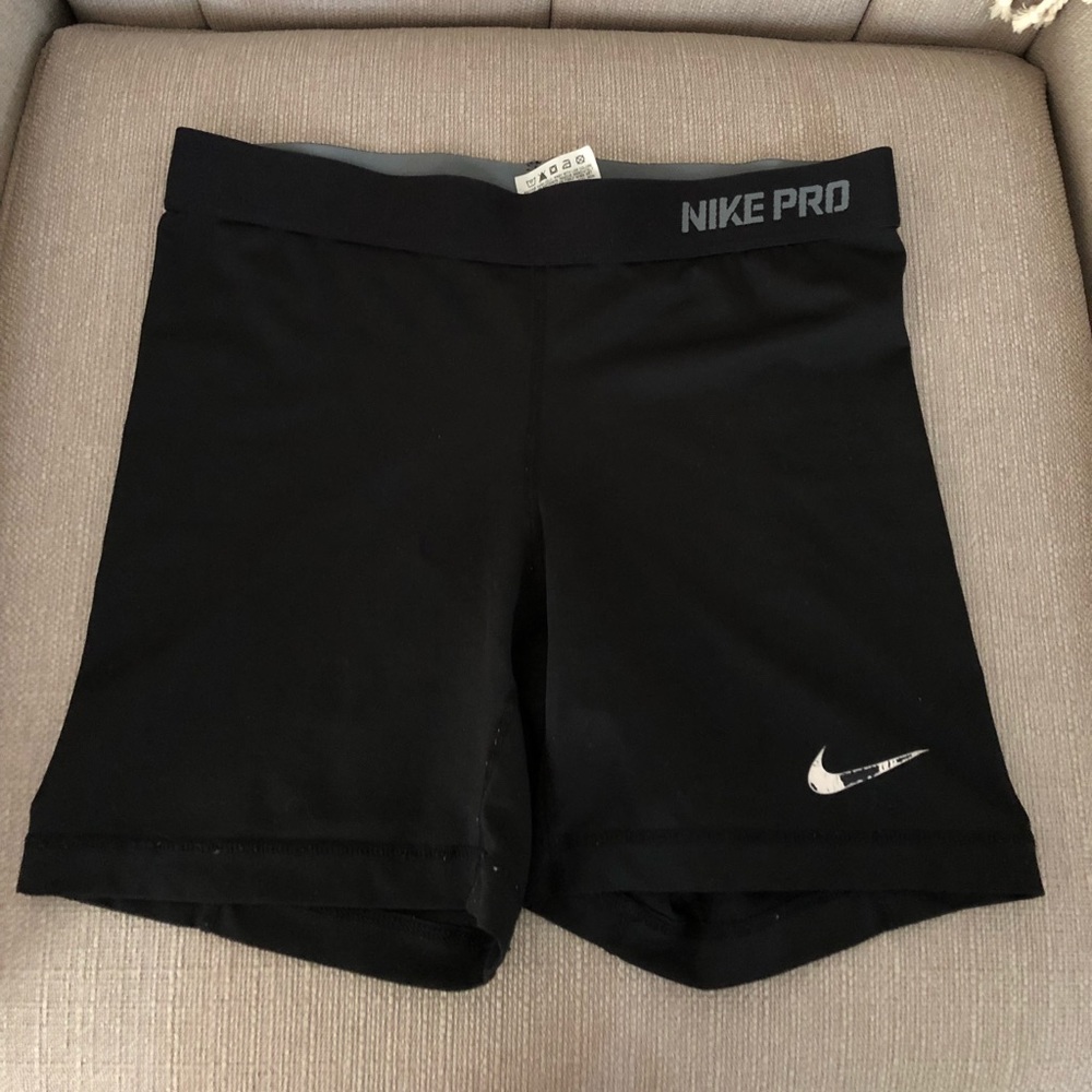 SOLD NIKE Pro shorts